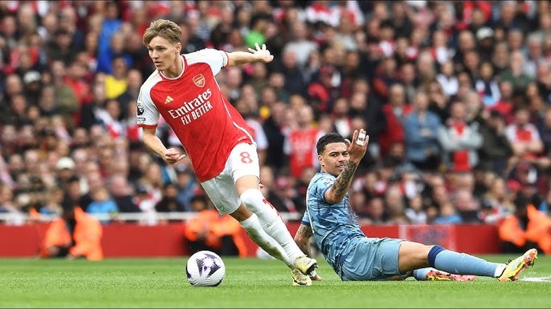 Cầu thủ Martin Odegaard - Người truyền lửa tại Arsenal